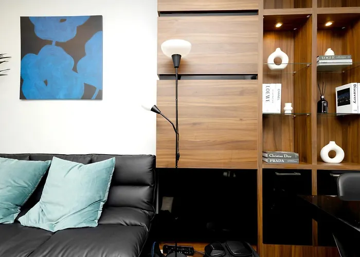 New 5min Thonglo Bts, Pool, Fitness 4 Guests Max Near Emsphere, Emquartier Апартаменты Бангкок