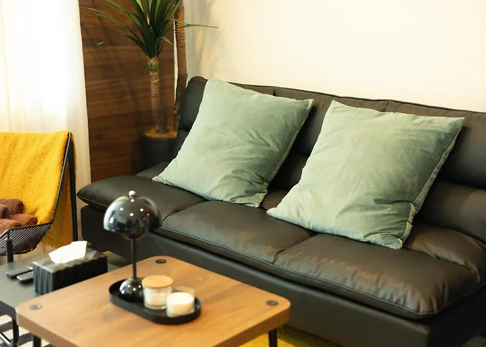 New 5min Thonglo Bts, Pool, Fitness 4 Guests Max Near Emsphere, Emquartier Апартаменты *