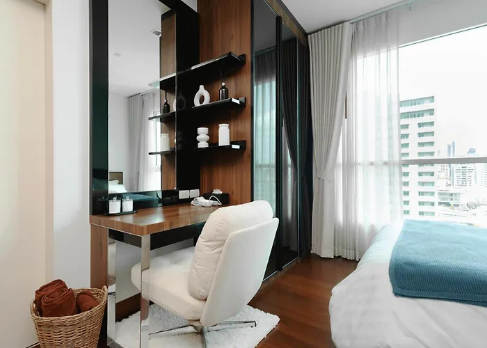 Апартаменты New 5min Thonglo Bts, Pool, Fitness 4 Guests Max Near Emsphere, Emquartier
